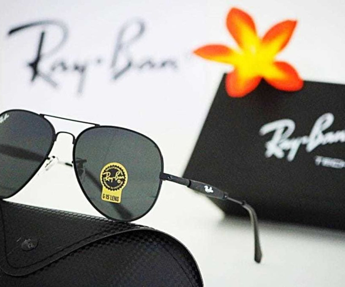 New Fashion Arrival  Black & Black 3517 Oval Trendy Hot Favorite Master Pcs Sunglasses For Everyone.